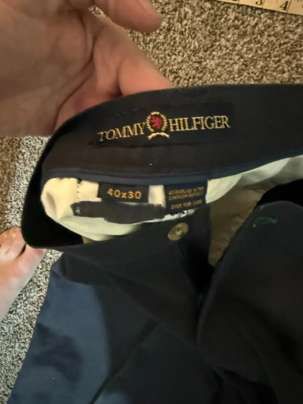 Tommy Hilfiger Crest Pleated Chinos Pants Navy Blue Mens 40x30